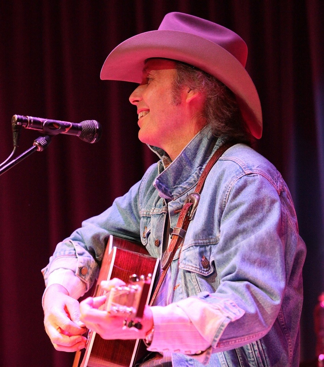 Dwight Yoakam